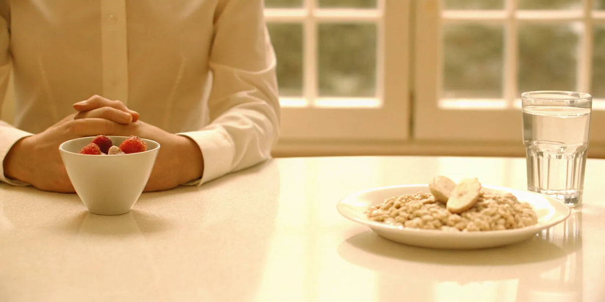 A healthy breakfast, a clue to why you might feel bloated after dinner but not in the morning.